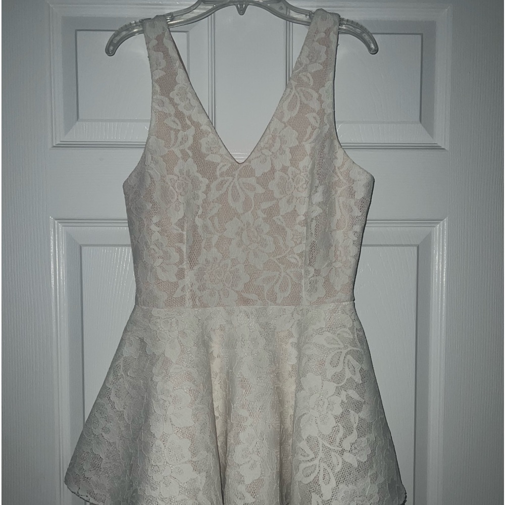 A’gaci White Lace Mini Dress